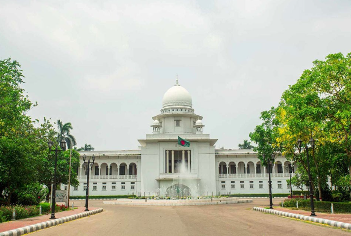 থার্টি ফার্স্টে আতশবাজি ফোটানো বন্ধ চেয়ে হাইকোর্টে রিট