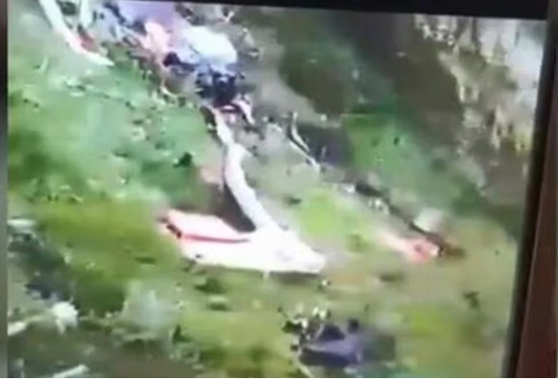 এবার ভারতে হেলিকপ্টার দুর্ঘটনা, নিহত ৭ এবার ভারতে হেলিকপ্টার দুর্ঘটনা, নিহত ৭
